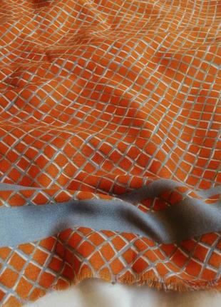 Красивий великий шарф