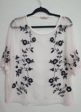 Красивая блуза сетка с вышивкой1 фото