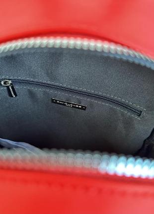 Стильный красный стеганный рюкзак из экокожи от французского бренда david jones5 фото