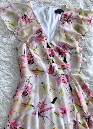 Нежное платье в цветочный принт с имитацией запаха billiani