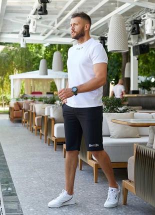 Комплект футболка і шорти