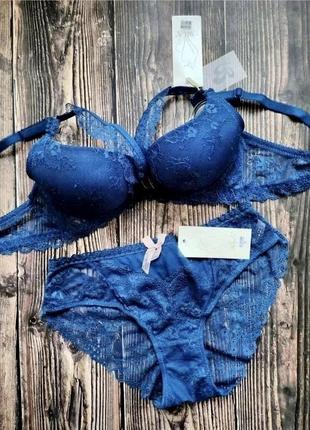 Комплект белья новый