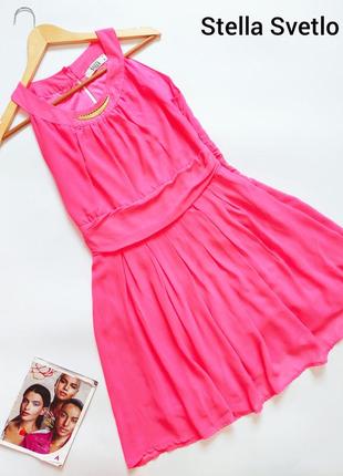 Женское розовое платье миди свободного кроя от бренда stella svetlo
