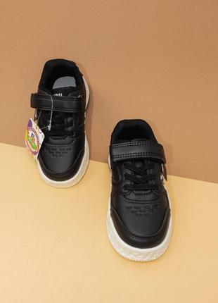 Стильні кросівки для хлопчика чорні 26-31 детские кроссовки для мальчика деми jong golf3 фото