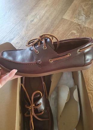Чоловічі туфлі clarks