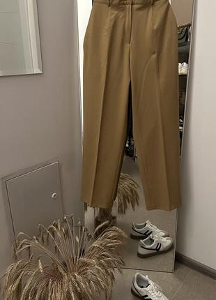 Невероятные прямые брючки с защипами из костюмной ткани