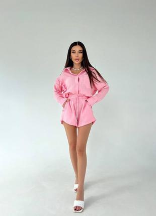Женский костюм муслиновый летний из натуральной ткани свободного кроя оверсайз рубашка с воланом и + шорты розовый беж3 фото