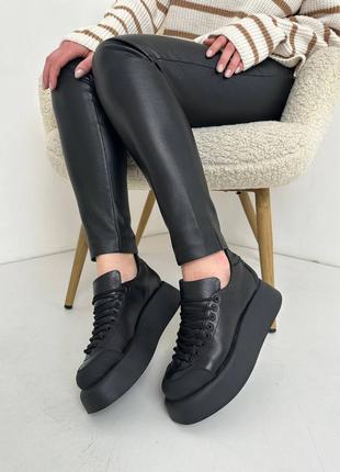 Стильные черные женские кеды/кроссовки на платформе, на толстой подошве кожаные/кожа-женская обувь1 фото