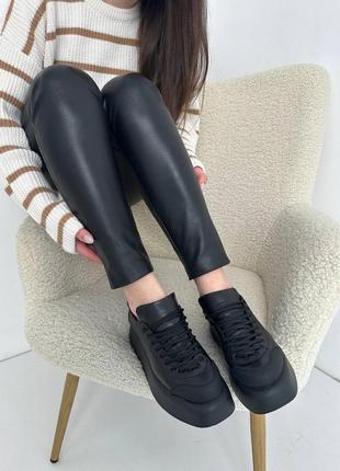Стильные черные женские кеды/кроссовки на платформе, на толстой подошве кожаные/кожа-женская обувь8 фото