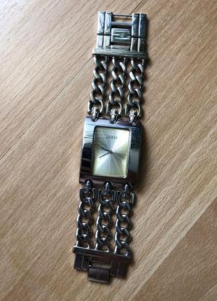 Годинник guess