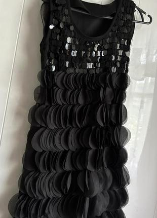 Платье в пайетки
