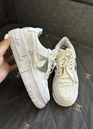 Женские кроссовки nike1 фото