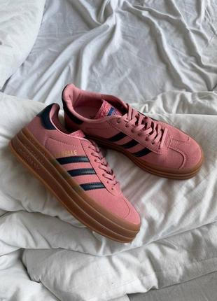 Женские кроссовки adidas gazelle pink2 фото