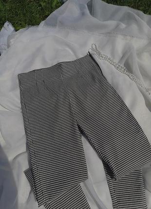 Брюки zara. брюки zara. одежда zara. брюки в клетку. качественные брюки. черно-белые брюки. брюки в школу. школьные вещи 2