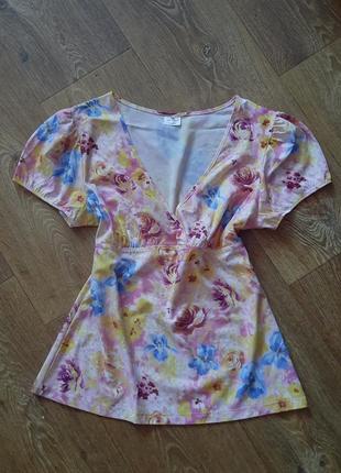 Легкая и невесомая футболка