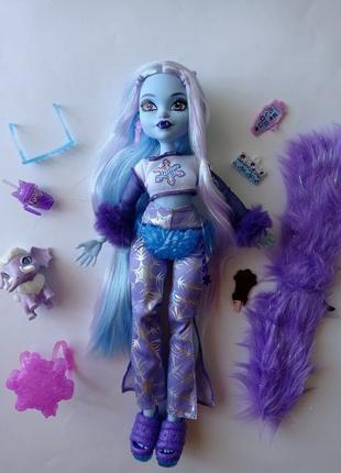 Кукла эбби боминейбл монстер хай abbey bominable monster high 3g.