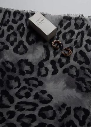 Жіночий шарф хустка палантин женская шаль анималистический принт леопард3 фото