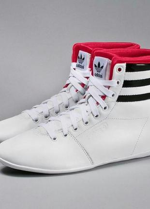 Стильные кроссовки  - кеды
adidas originals boxing chic mid w1 фото