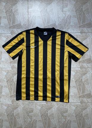 Футболка nike striped challenge tennis court logo shirt supreme usa