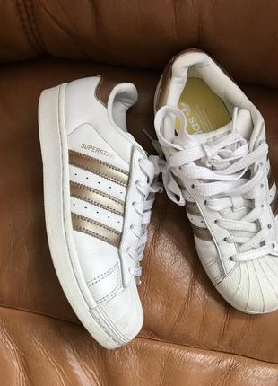 Кросівки adidas superstar шкіряні