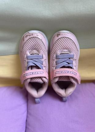 Кроссовки skechers