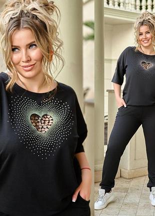 Костюм "сердце" размеры: 48-50, 52-54, 56-58..

тканина:
 двухнутка + резка + стразы качества dms