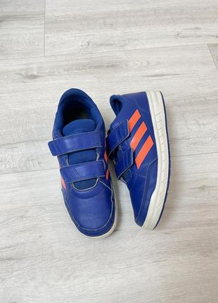 Кроссовки adidas