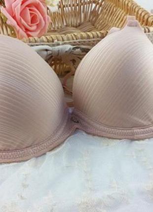 Новый базовый бюстгальтер