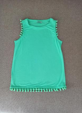 Літня майка з понпонами