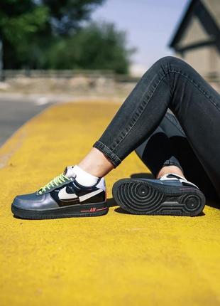 Женские кроссовки nike air force 1 vandalized iridescent black green / smb2 фото