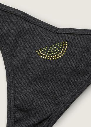 Трусики victoria’s secret pink оригинал трусы серые стринги в рубчик