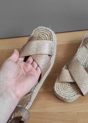 Сандали босоножки лятняя обувь stradivarius4 фото