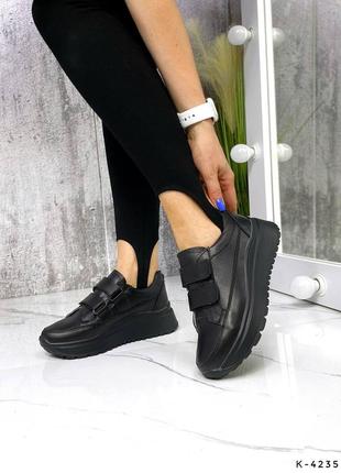 Натуральні шкіряні чорні кросівки на липучках7 фото