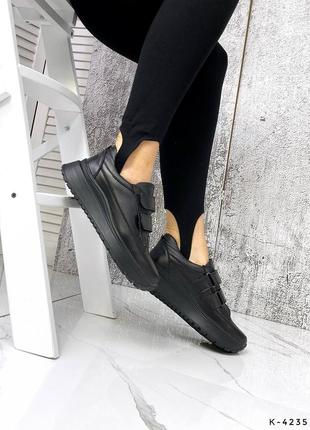 Натуральні шкіряні чорні кросівки на липучках2 фото