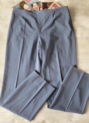 Серые брендовые брюки