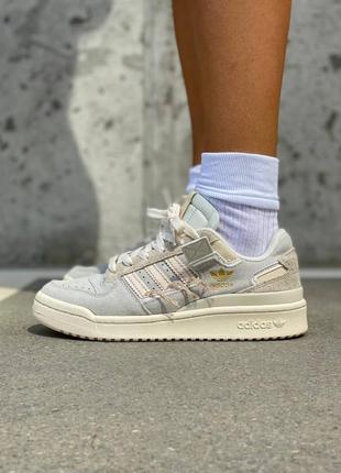 Жіночі кросівки adidas forum low