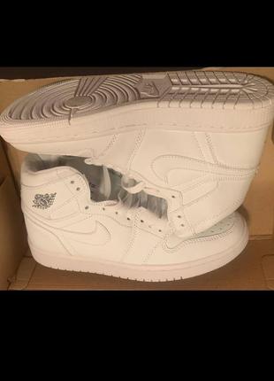 Кроссовки nike air jordan 1 nike jordan white цвет белый эйр джордан самыеки