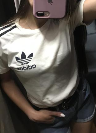 Футболка adidas