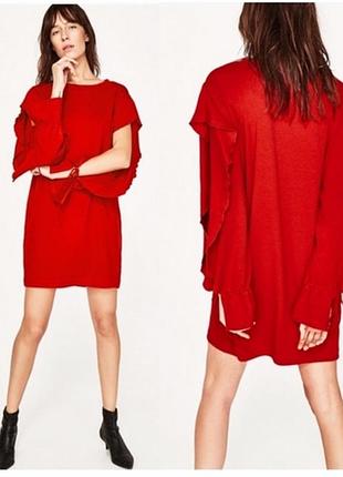 Шикарну червону сукню з нової колекції zara