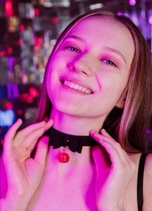 Кожаный чокер с бантом bdsm ошейник на шею женский фетиш аксессуар чёрный