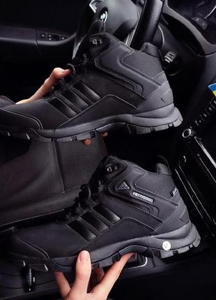 Зимові чоловічі черевики adidas climaproof чорні (нубук)2 фото