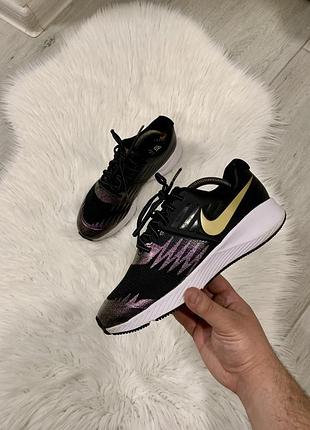 Жіночі кросівки nike react