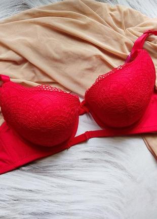 Червоний повсякденний бюстгальтер