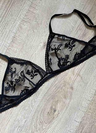 Бюстгальтер бралетт