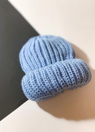 Шапка женская теплая модная голубая