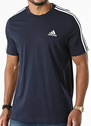 Футболка adidas essentials 3-stripes размер xs оригинал2 фото