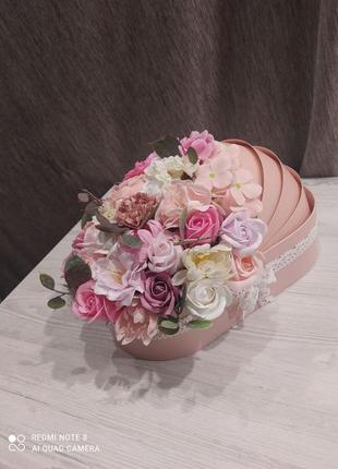 Букет из мыльных цветов в коробке-коляске "доченька"