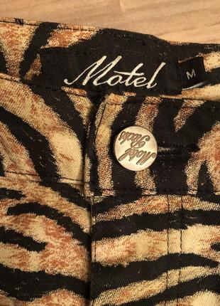 Коттоновая юбка в animal🐯принт motel rocks (великобритания🇬🇧)5 фото