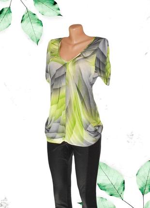 Блуза-футболка тропический принт