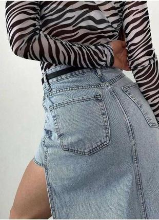Юбка джинсовая с вырезом4 фото